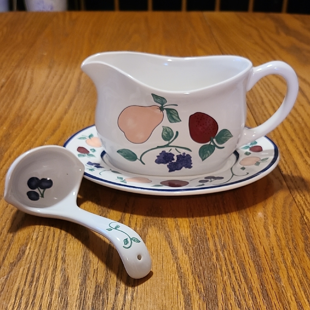 Princess House Orchard Medley Gravy Boat, Saucer And Ladle Set